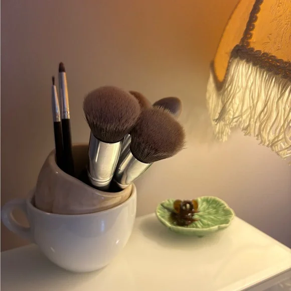 Makeup Brush Set - Picture 1 of 7